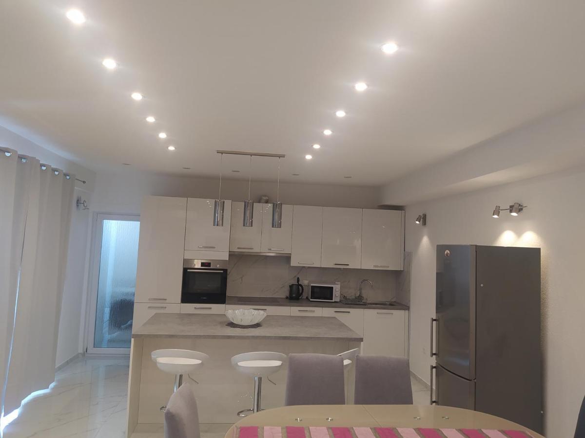 Apartmani Trubi 3 Vodice Exterior foto