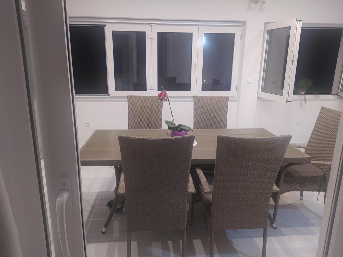 Apartmani Trubi 3 Vodice Exterior foto